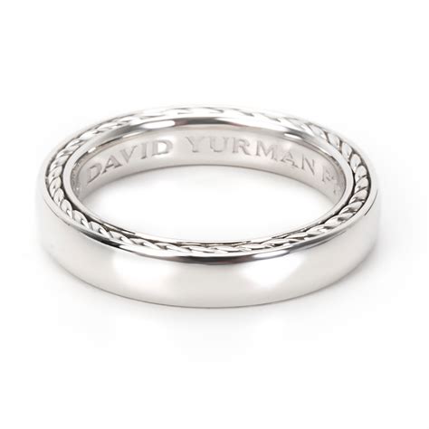 David Yurman's Streamlined Talisman Collection: A Must-Have for Minimalist Jewelry Lovers